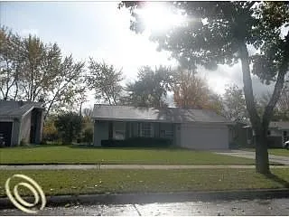 20245 Ledgestone St photo 1