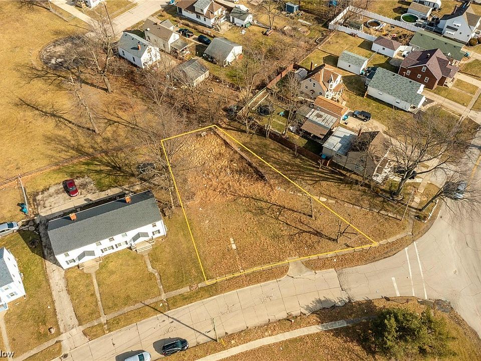 1st image of V/l S Central Dr