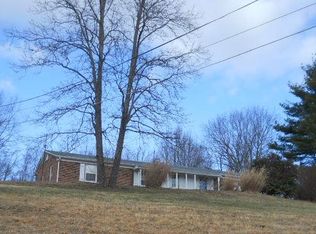 1574 Red Oak Ridge Rd, Bluefield, WV 24701