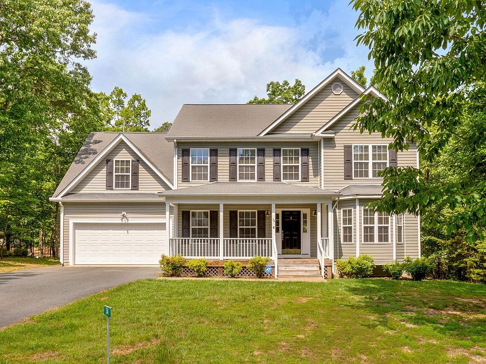 1st image of 34 Marwood Dr