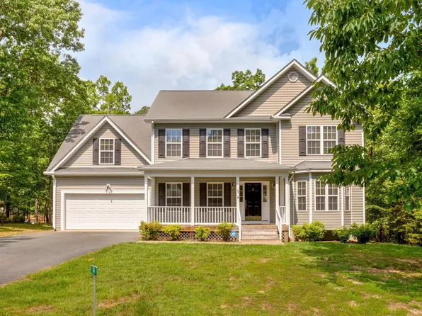 34 Marwood Dr, Palmyra, VA 22963