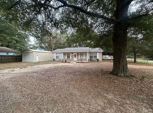 5024 Glover Ln, Milton, FL 32570