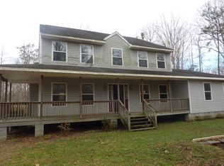 10158 Deer Trace Ln, Gloucester, VA 23061