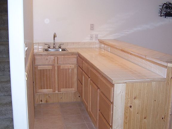 Great bar for entertaining