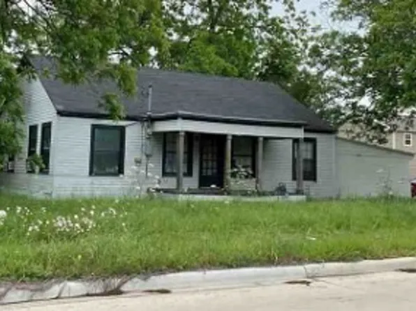 1929 Stanford St, Greenville, TX 75401