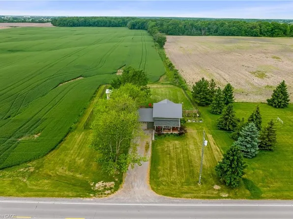 1213 Robinson Rd, Haldimand County, ON N1A 2W1