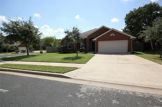 Beautiful Single story corner lot home