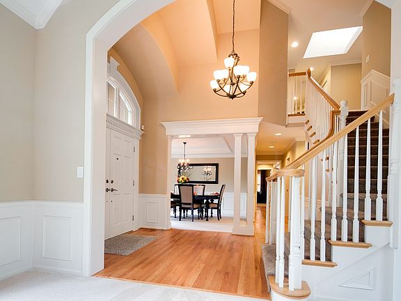3rd image of 25909 SE 23rd Ct