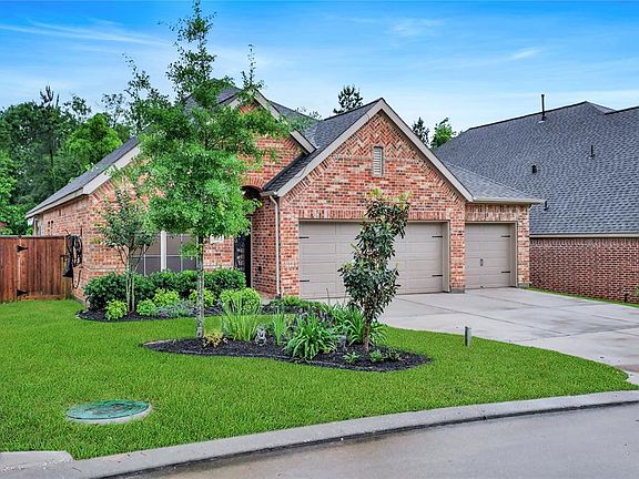2nd image of 111 Greatwood Glen Dr