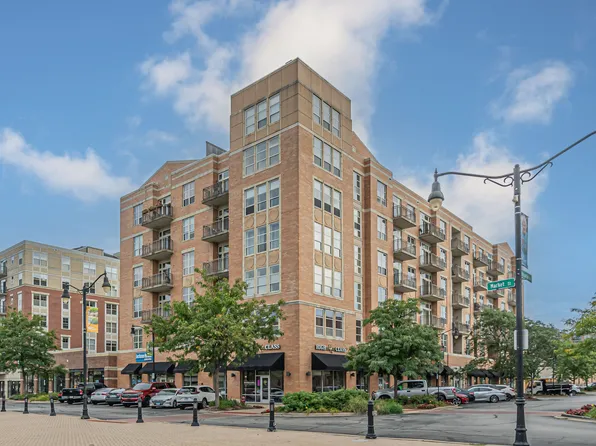 647 Metropolitan Way #508, Des Plaines, IL 60016