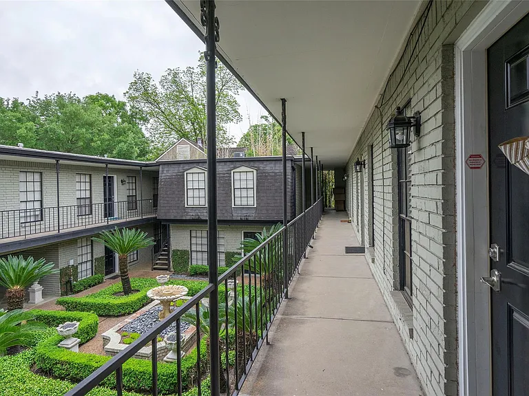 3402 Garrott St #16 — Photo 30