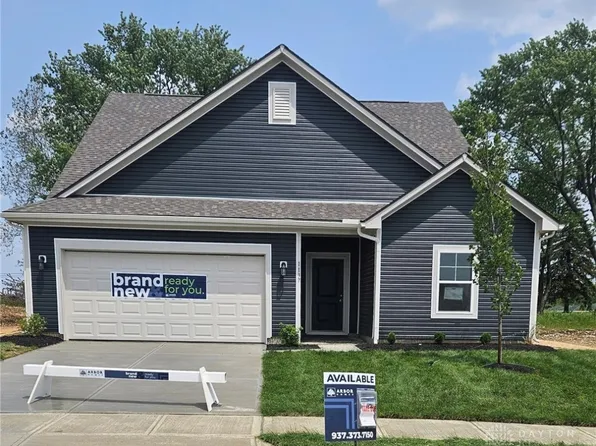 1137 Plymouth St, Piqua, OH 45356