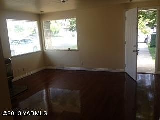 2nd image of 511 S Beech St