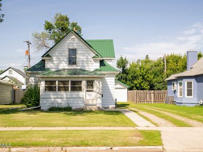 212 3rd Ave SW, Jamestown, ND, 58401