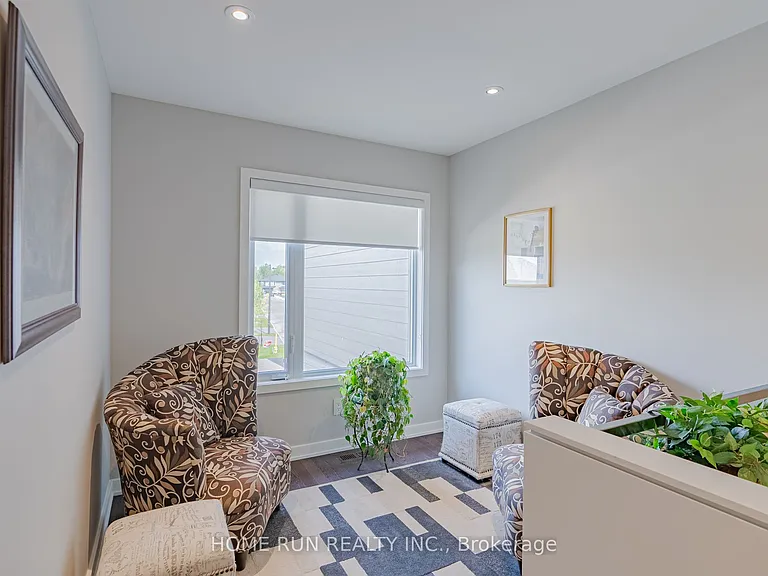 451 Longworth Ave — Photo 31