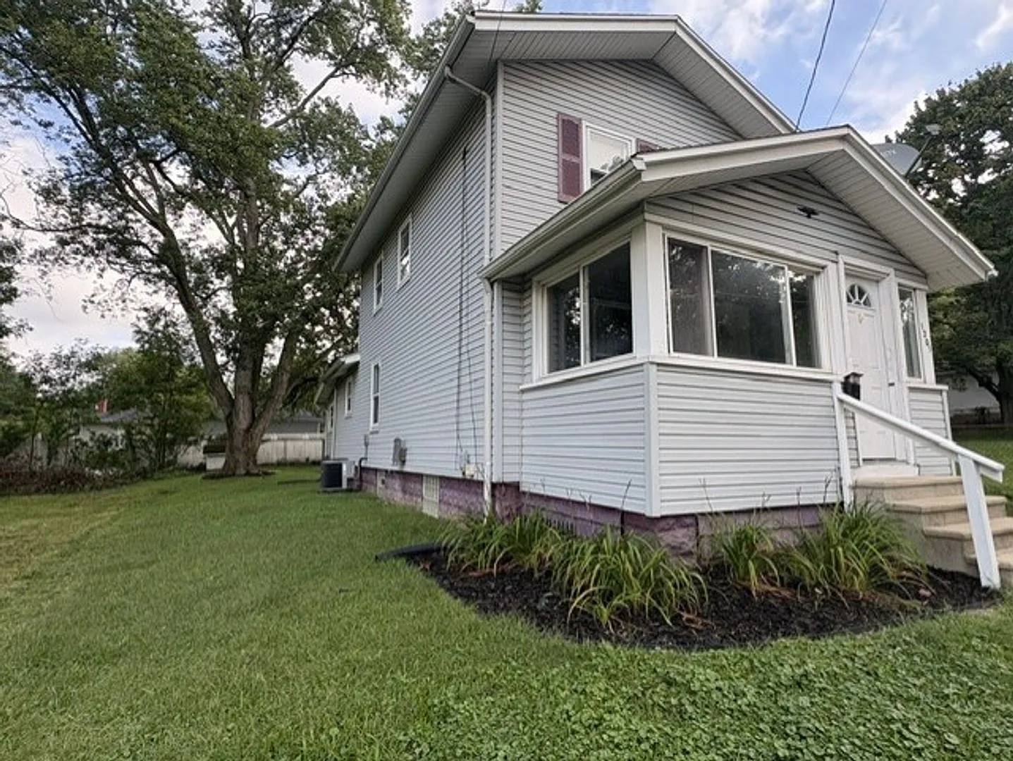 Room to Settle In! 3-Bedroom Akron Home with Flexible Appliance Options — Photo 3