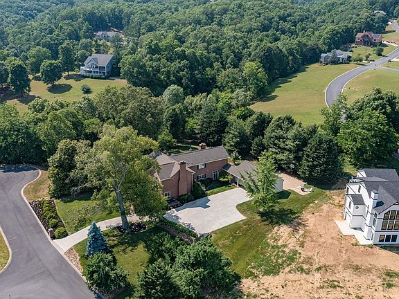 3rd image of 5011 Serenity Dr