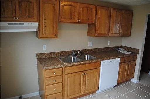 4th image of 1027 Terracewood Dr