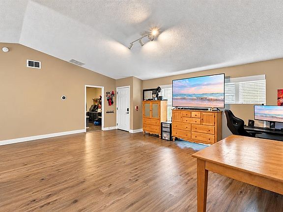 3rd image of 2992 INCA COURT