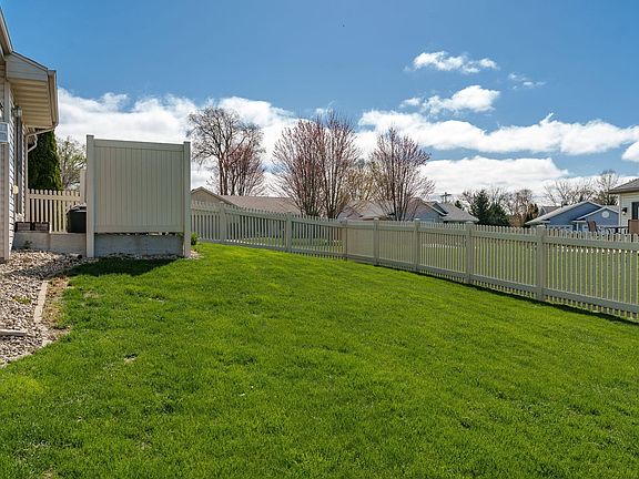 5th image of 4570 Red Tail Ln
