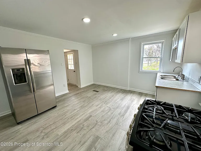159 Reynolds St — Photo 4