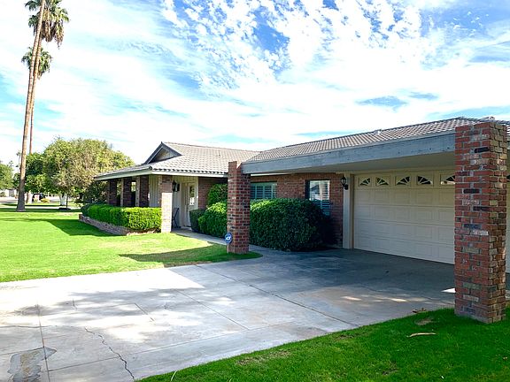2nd image of 6223 E Calle Del Paisano