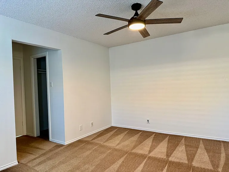 2405 Castleford Rd — Photo 19