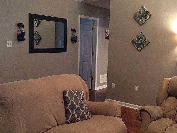 5th image of 715 N Timber Creek Dr