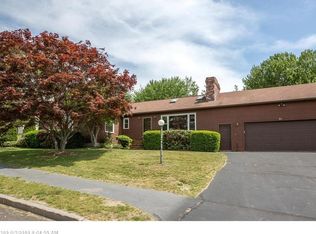 36 Deering Run Dr, Portland, ME 04103