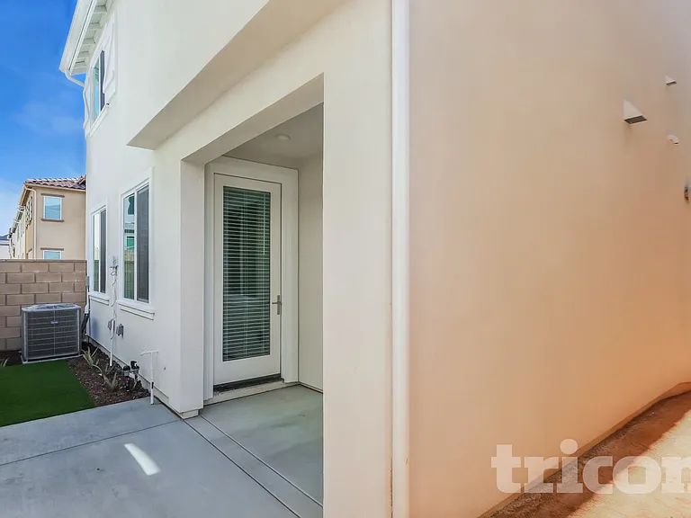 31544 Hans Dr — Photo 12