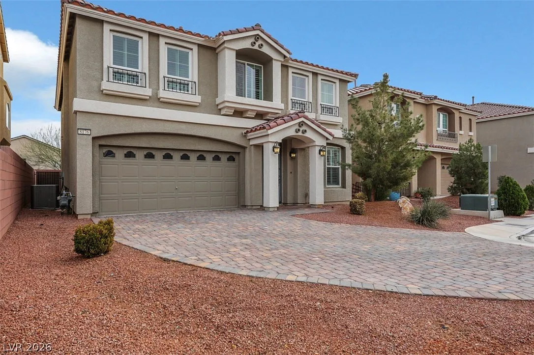 3 bed, 3.5 bath, 2971 sqft, $3,000 — Photo 1