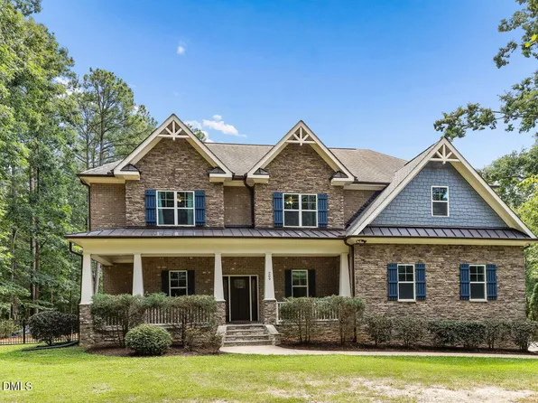 209 Porcino Ln, Holly Springs, NC 27540