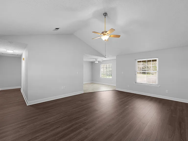 192 Eagle Ridge Dr — Photo 21