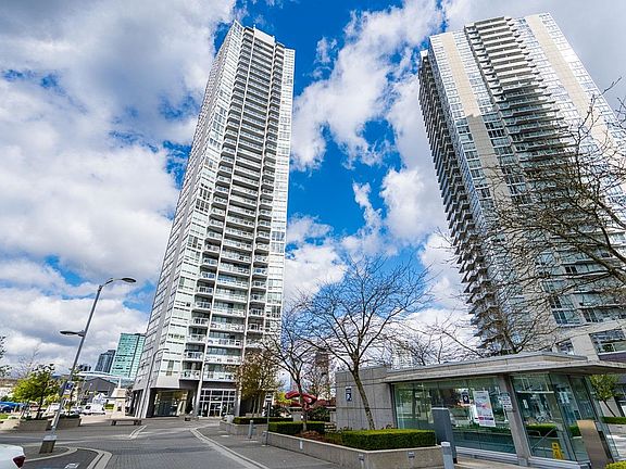 3rd image of 13618 100th Ave #2002