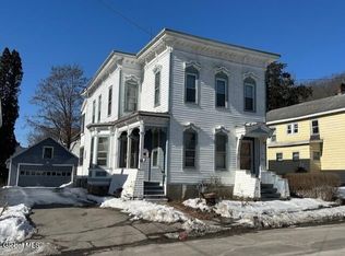 16 Jackson Street, Amsterdam, NY 12010