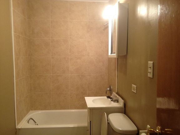 2nd image of 2309 Parkrose St