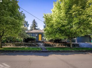 2409 NE Holman St, Portland, OR 97211