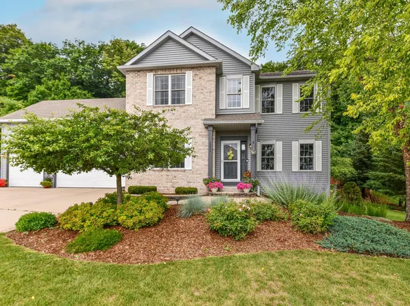 1211 Dahlia LANE, Grafton, WI 53024