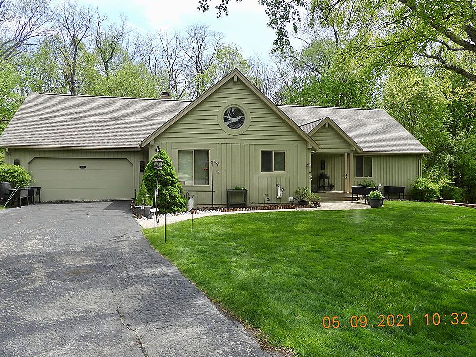 1st image of 5582 Ridgemoor Ct