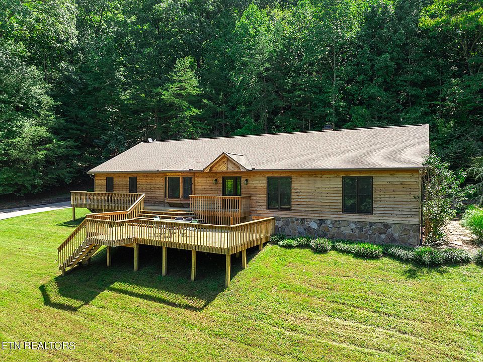 1st image of 1300 Irwin Dr