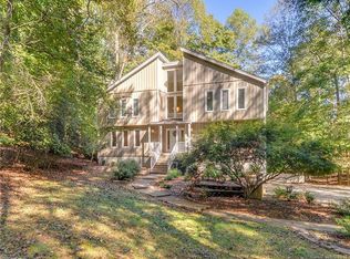 5920 Lancelot Dr, Charlotte, NC 28270