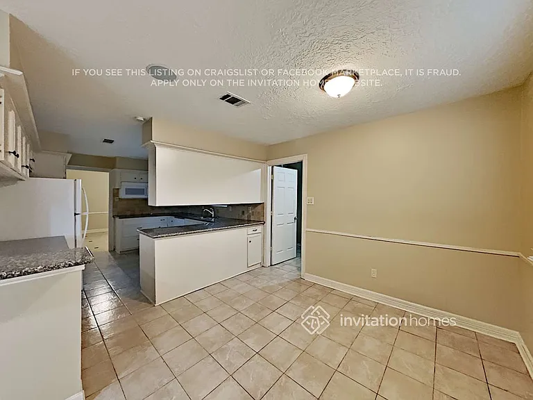 16395 Havenpark Dr — Photo 5