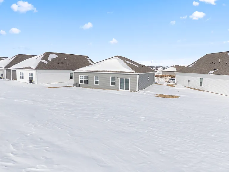 511 Darliene Dr — Photo 15