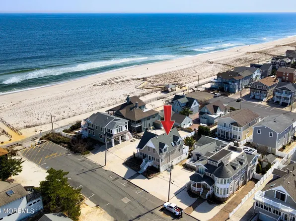 2 Pennsylvania Avenue #1, Lavallette, NJ 08735