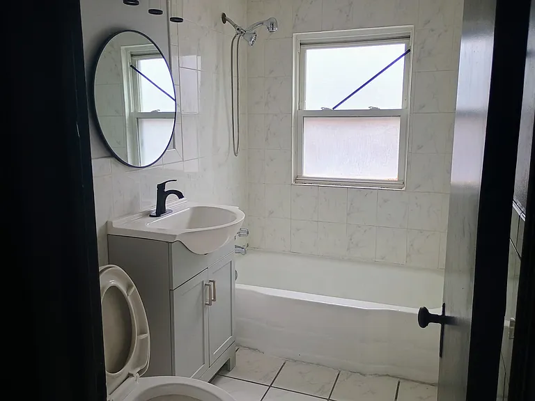 6339 S Vernon Ave — Photo 21