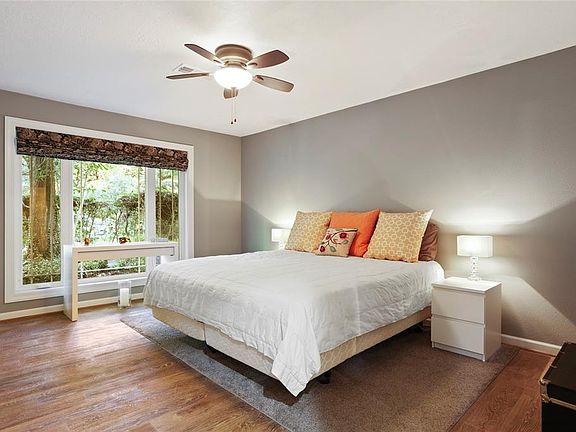 4th image of 3507 Forest City Dr