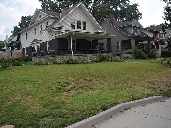 2nd image of 1501 Tauromee Ave
