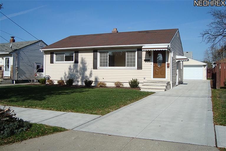 1st image of 15864 Bowfin Blvd