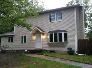 50 Wilson Ave, Middle Island, NY 11953