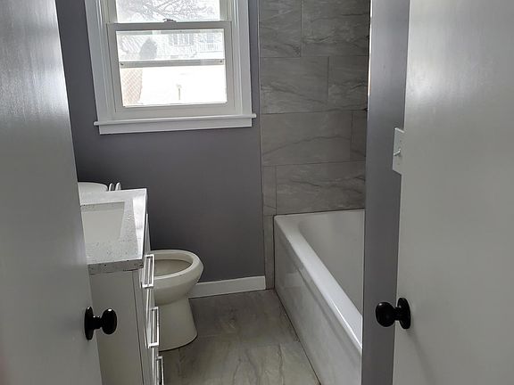3rd image of 4125 J St